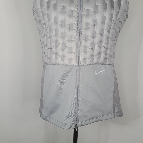 NWT Nike Woman's Therma Fit ADV Downfill Running Vest Grey Size Medium - Picture 7 of 16